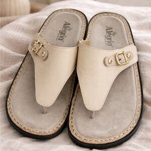 Alegria Sandals Size 40 Womens Comfort Slide Sandals Beige Leather Orthotic